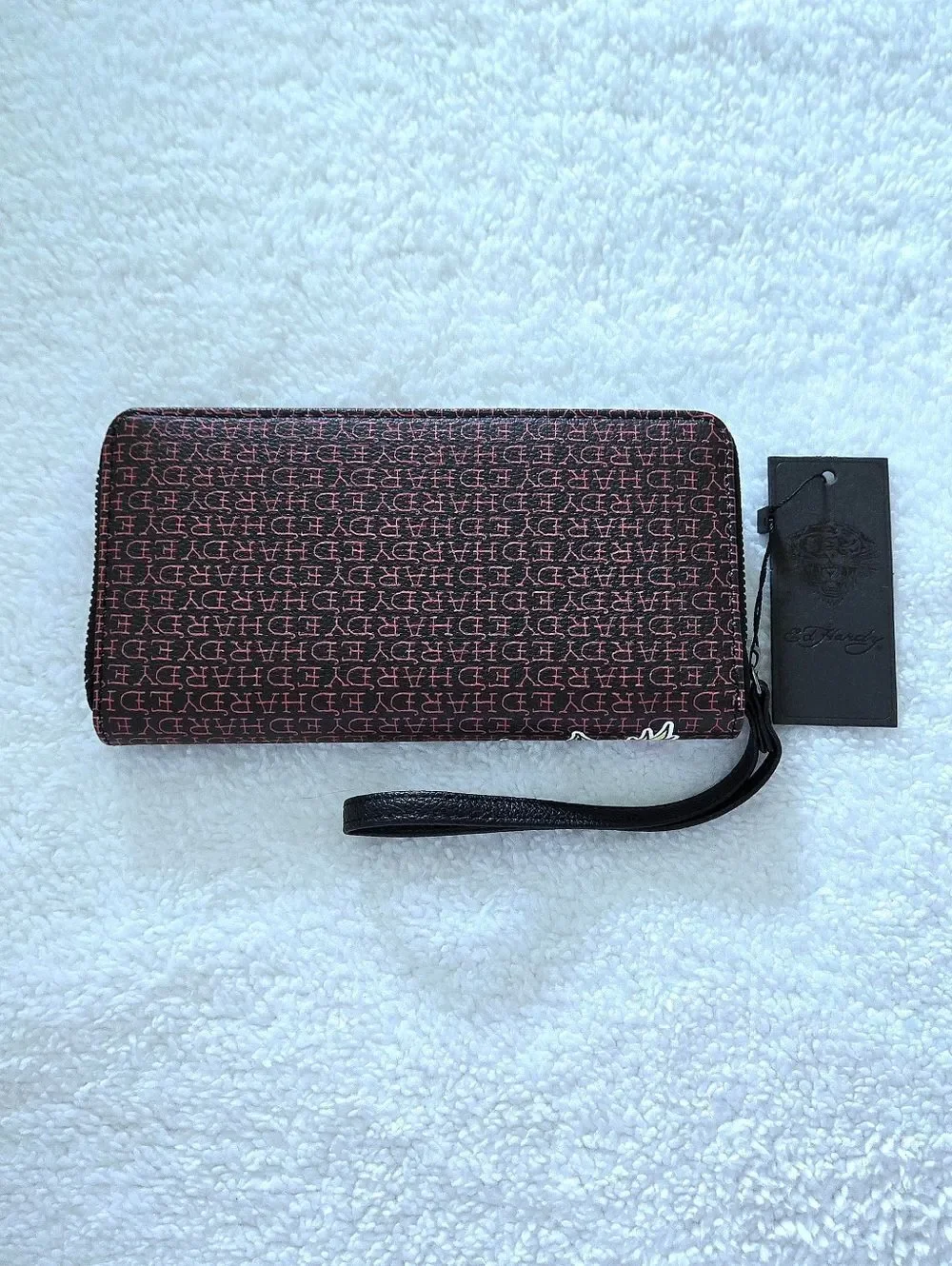 Ed Hardy Skulls💀, Roses🌹 and Hearts❤️ Wallet  - NWT